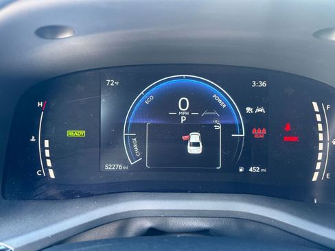 Used 2025 Toyota Camry LE image 39