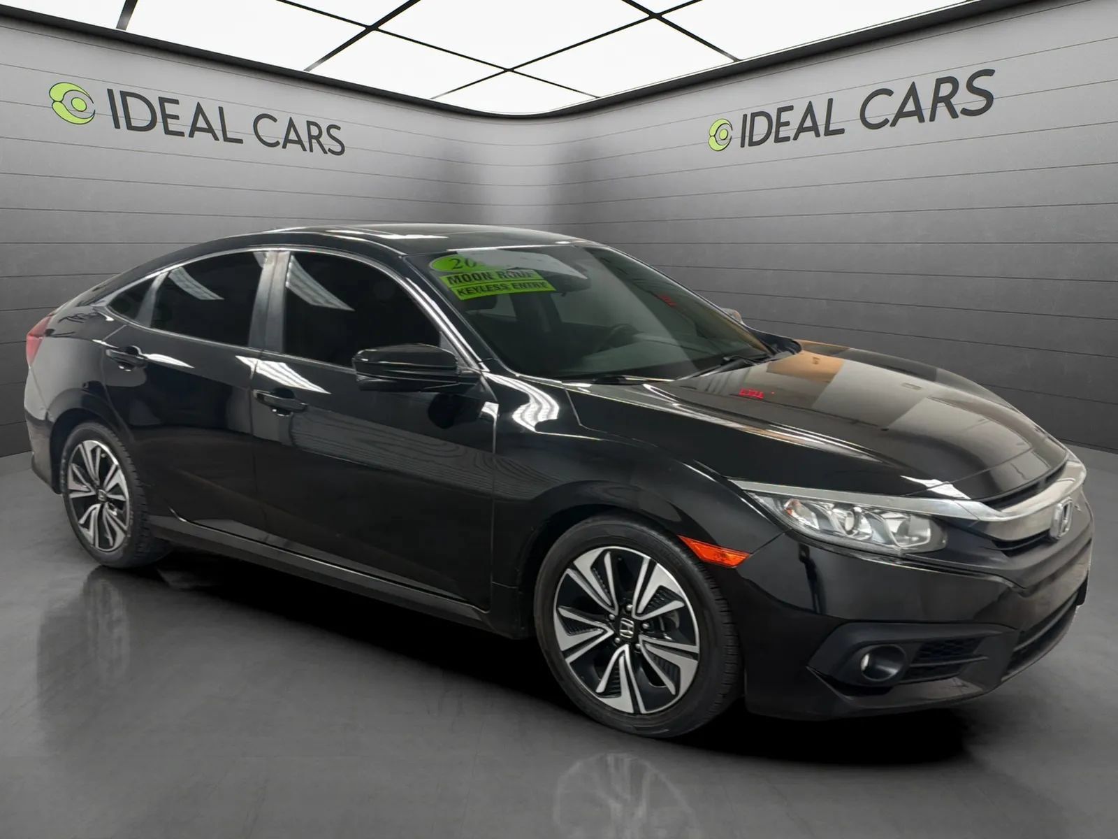 Used 2018 Honda Civic EX-T image 3