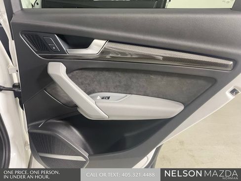 Used 2018 Audi SQ5 Prestige w/ Prestige Package AWD/4WD image 24