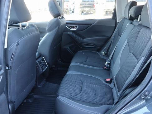 Used 2021 Subaru Forester Premium image 23