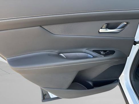 New 2025 Nissan Murano SL image 17