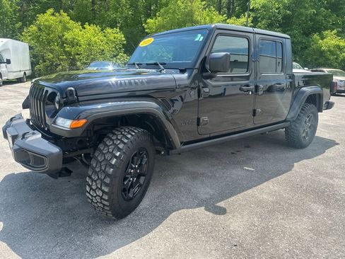 Used 2023 Jeep Gladiator Sport AWD/4WD image 1