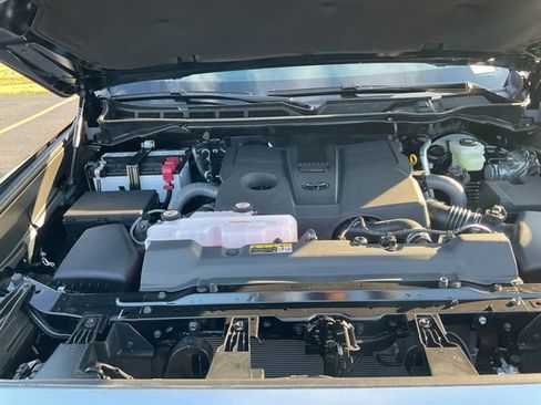 New 2026 Toyota Tundra Limited image 19