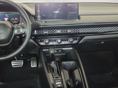 Used 2024 Honda Accord Sport image 14