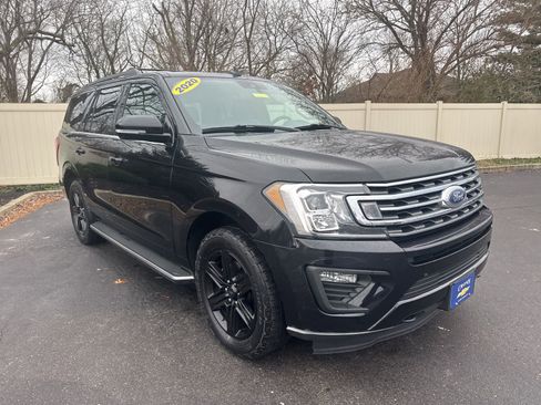 Used 2020 Ford Expedition XLT w/ Equipment Group 202A image 3