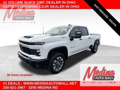 Used 2024 Chevrolet Silverado 2500 Custom w/ Custom Value Package