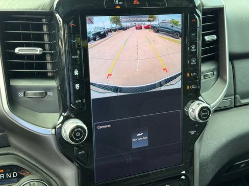 New 2027 RAM 1500 4x4 Crew Cab image 22
