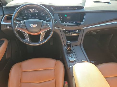 Certified 2024 Cadillac XT5 Premium Luxury w/ Technology Package AWD/4WD image 11