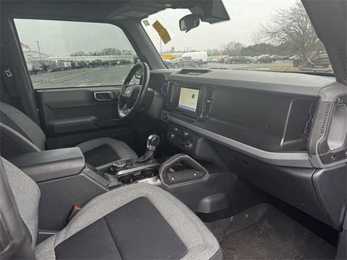 Used 2022 Ford Bronco Big Bend image 15