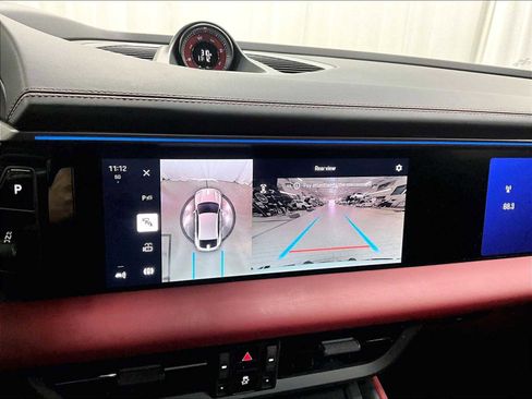 Used 2025 Porsche Macan 4S Electric image 21