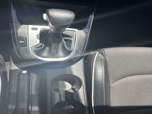 Used 2021 Kia Forte GT-Line image 26
