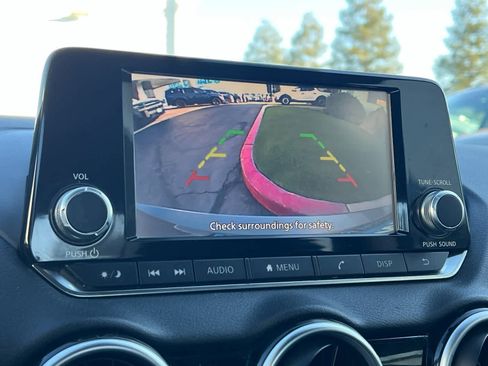 Used 2017 Honda Fit LX image 20