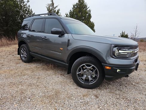 Used 2024 Ford Bronco Sport Badlands w/ Premium Package image 2