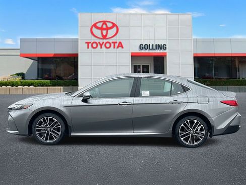 New 2026 Toyota Camry XLE image 5