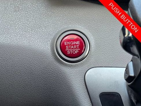 Used 2016 Honda Odyssey SE image 18