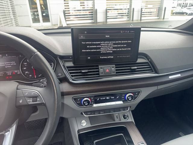Used 2023 Audi Q5 2.0T Premium w/ Convenience Package AWD/4WD image 42