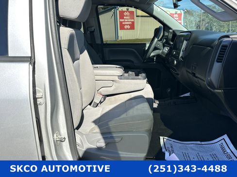 Used 2018 Chevrolet Silverado 1500 Custom w/ Custom Value Package image 13