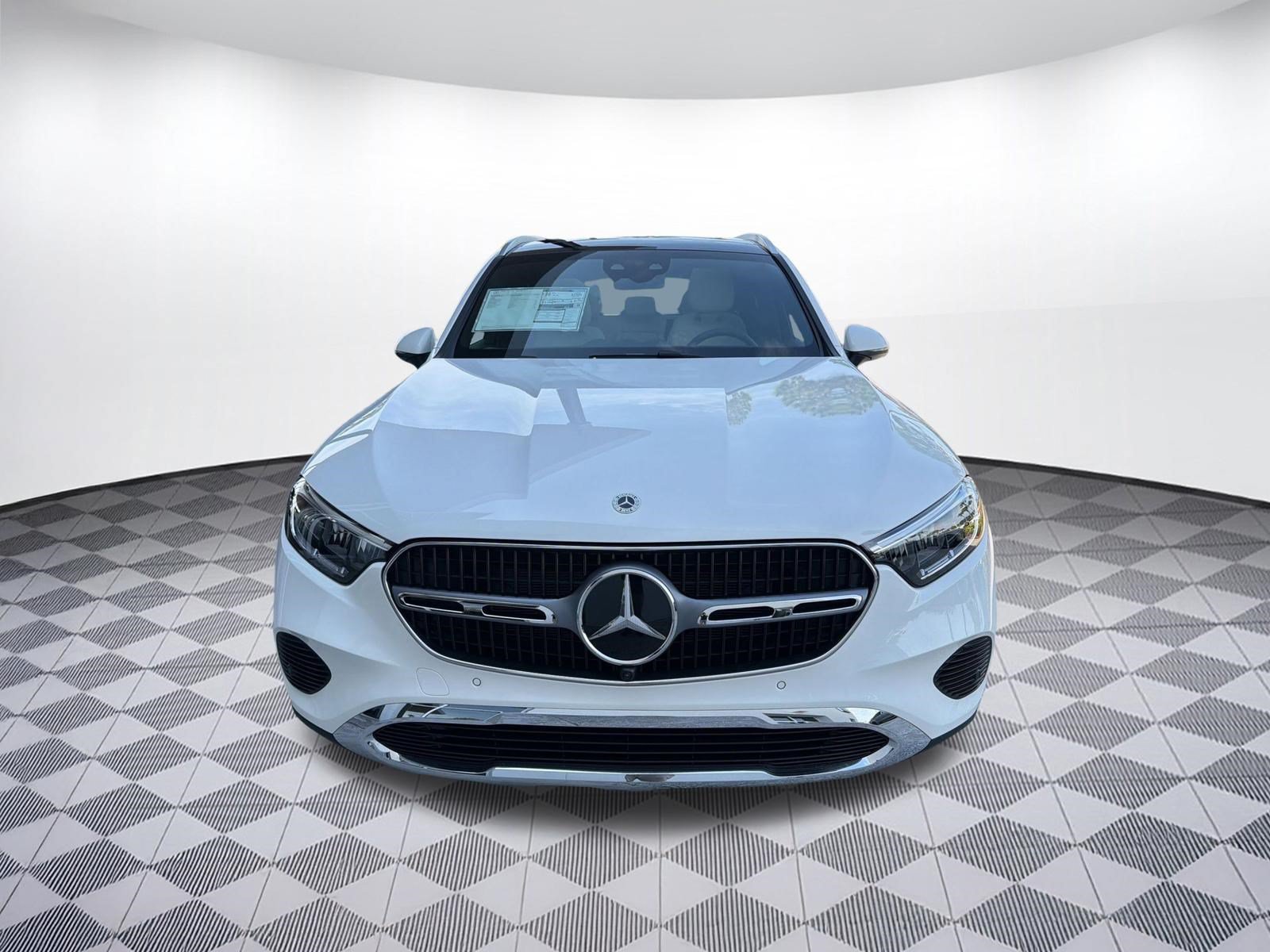 Used 2026 Mercedes-Benz GLC 300 4MATIC image 6