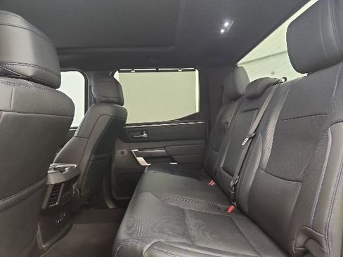 Used 2025 Toyota Tundra Platinum AWD/4WD image 10