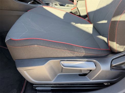 Used 2024 Volkswagen Jetta GLI 40th Anniversary Edition image 13