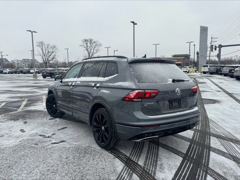 Used 2020 Volkswagen Tiguan SE R-Line image 6