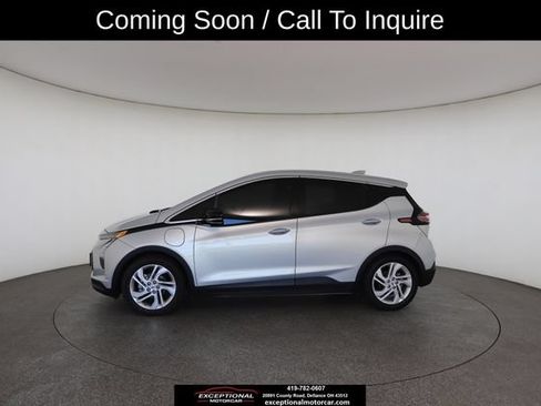 Used 2023 Chevrolet Bolt LT w/ Driver Confidence Package FWD image 6