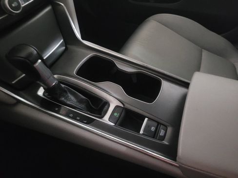 Used 2019 Honda Accord LX image 26