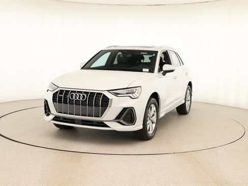 New 2025 Audi Q3 2.0T Premium image 12