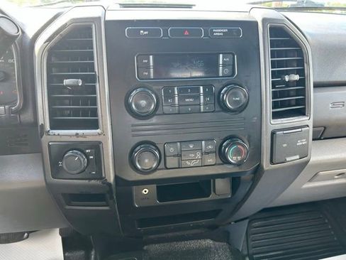 Used 2017 Ford F250 XL AWD/4WD image 13