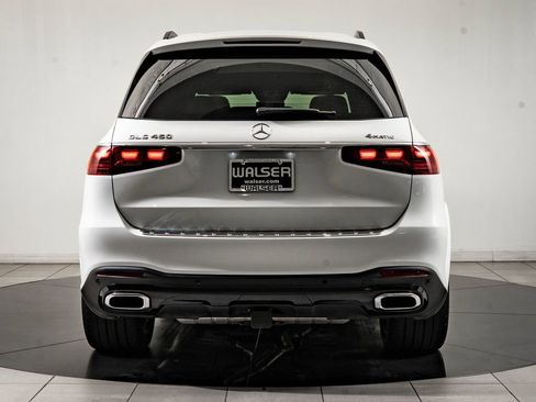 Used 2025 Mercedes-Benz GLS 450 4MATIC image 7
