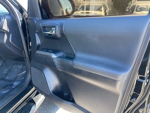 Used 2021 Toyota Tacoma SR5 image 10