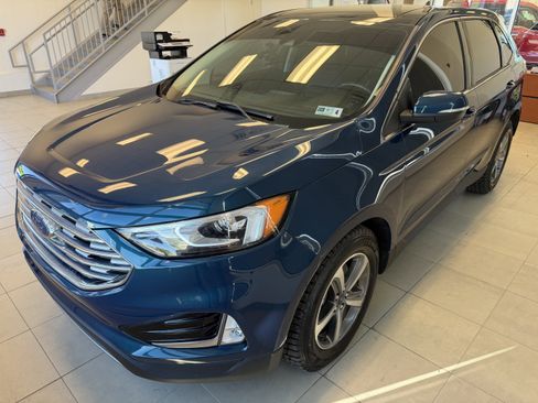 Used 2020 Ford Edge SEL w/ Convenience Package AWD/4WD image 7