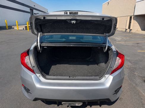 Used 2019 Honda Civic Sport image 5