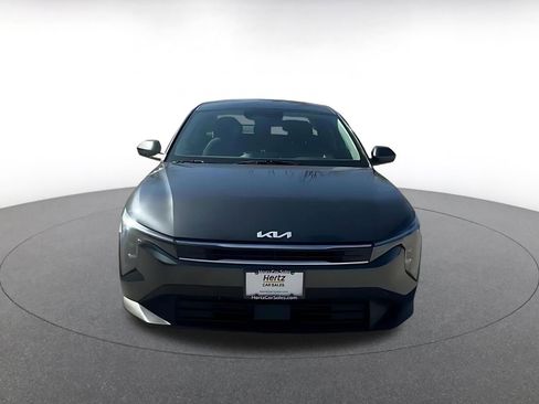 Used 2025 Kia K4 LXS image 11