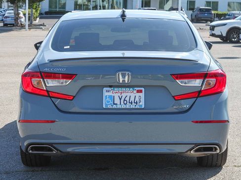 Used 2022 Honda Accord Sport image 8