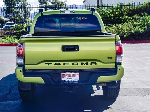 Certified 2023 Toyota Tacoma TRD Off-Road w/ TRD Premium Off Road Package image 6