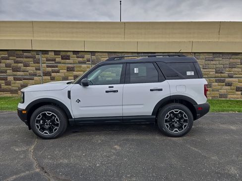 New 2026 Ford Bronco Sport Outer Banks AWD/4WD image 10