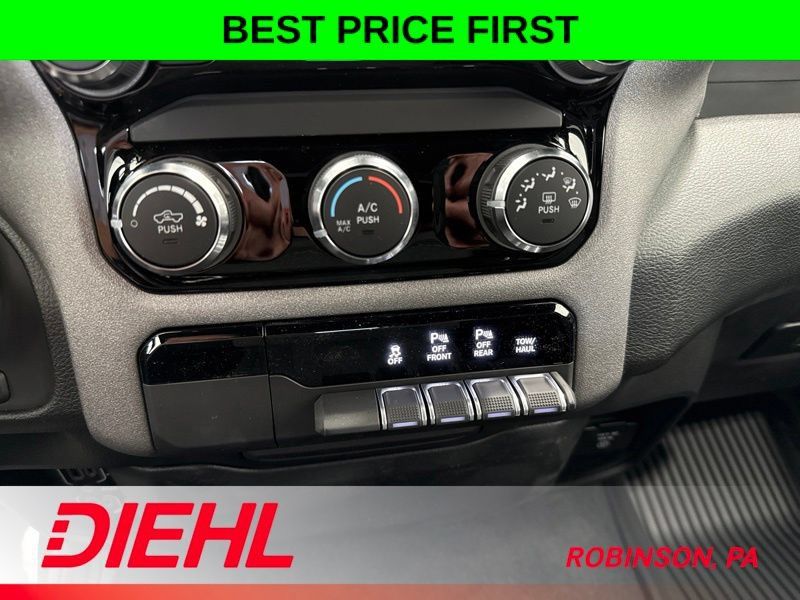 New 2026 RAM 1500 Warlock AWD/4WD image 28