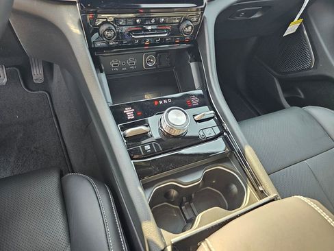 New 2025 Jeep Grand Cherokee Overland w/ Adv Protech Group III image 21