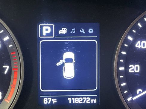 Used 2016 Hyundai Tucson SE w/ Option Group 02 image 18