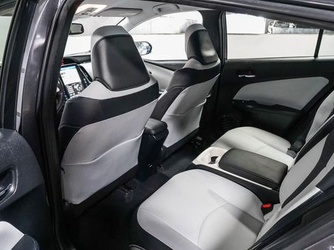 Certified 2018 Toyota Prius Prime Advanced w/ Carpet Mat Package FWD image 19