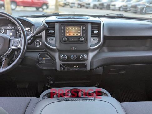 Used 2024 RAM 3500 Big Horn image 22