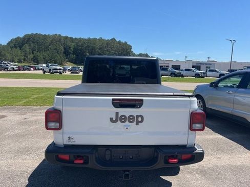 Used 2020 Jeep Gladiator Rubicon AWD/4WD image 5