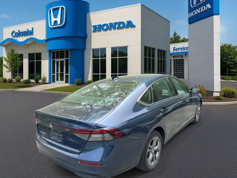 Used 2024 Honda Accord EX image 6