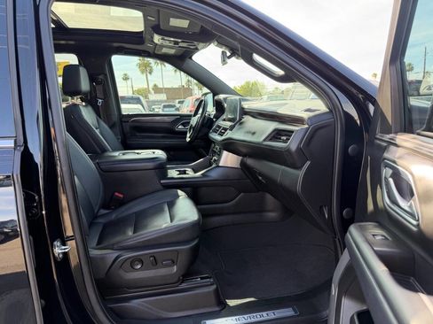 Used 2022 Chevrolet Tahoe LT w/ Luxury Package image 31