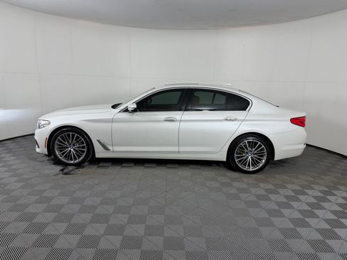 Used 2018 BMW 530i RWD image 2