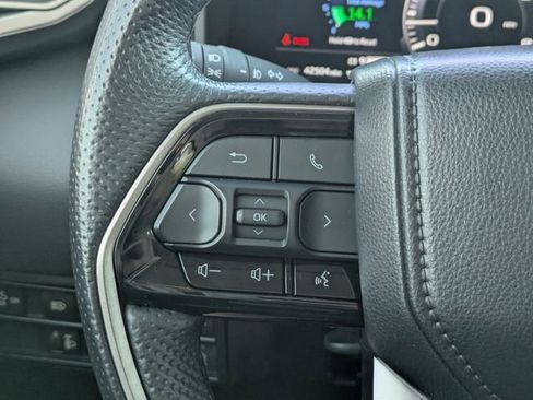 Used 2024 Toyota Tundra Limited AWD/4WD image 27