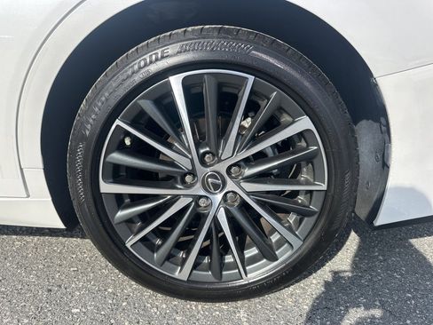 Used 2025 Lexus ES 350 w/ Premium Package image 31