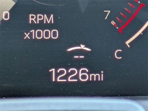 Certified 2025 GMC Acadia Denali w/ Super Cruise Package image 23