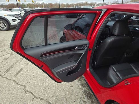 Used 2016 Volkswagen GTI SE w/ Lighting Package (SEL) image 27